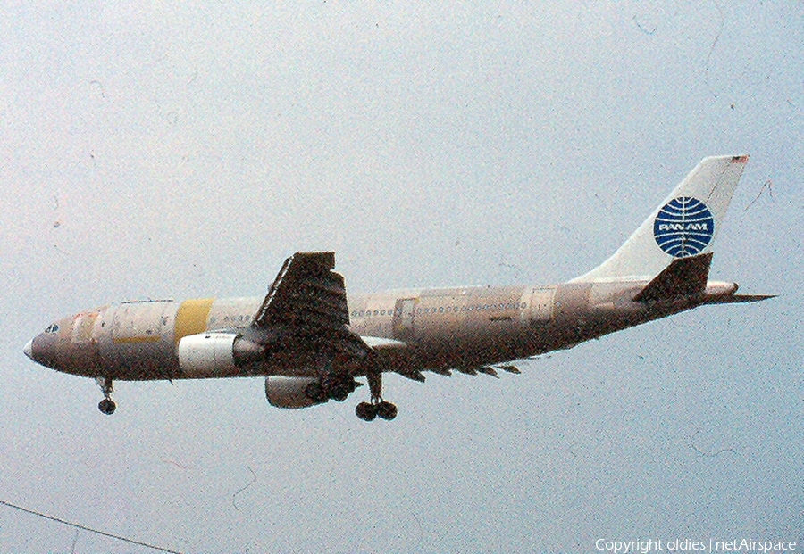 DHL (European Air Transport Brussels) Airbus A300B4-203(F) (N865PA) | Photo 240819