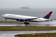 Delta Air Lines Boeing 777-232(ER) (N866DA) at  Tokyo - Haneda International, Japan