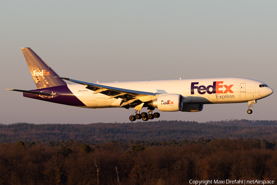 FedEx Boeing 777-FS2 (N866FD) | Photo 497607