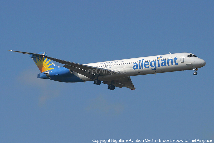 Allegiant Air McDonnell Douglas MD-83 (N868GA) | Photo 127768