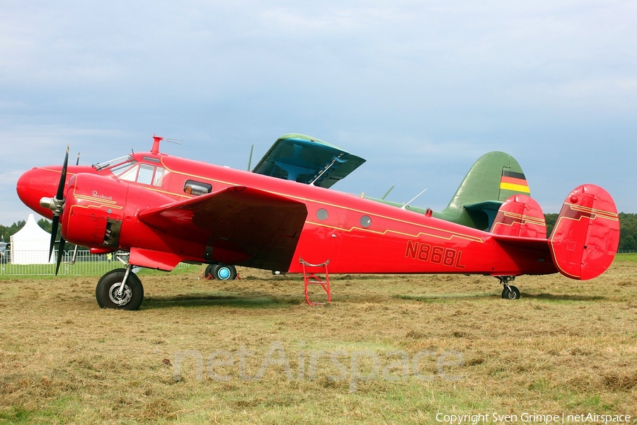 (Private) Beech D18S (N868L) | Photo 304665