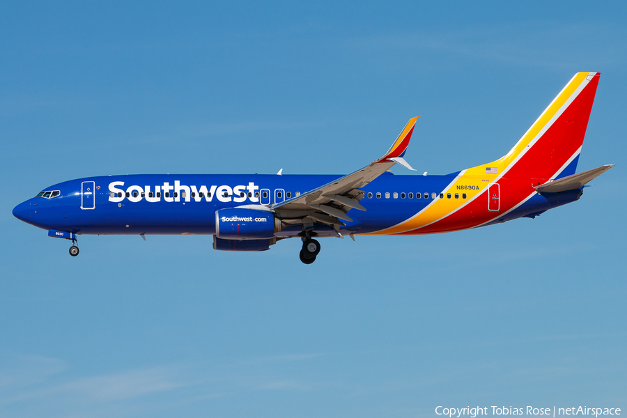 Southwest Airlines Boeing 737-8H4 (N8690A) | Photo 337785