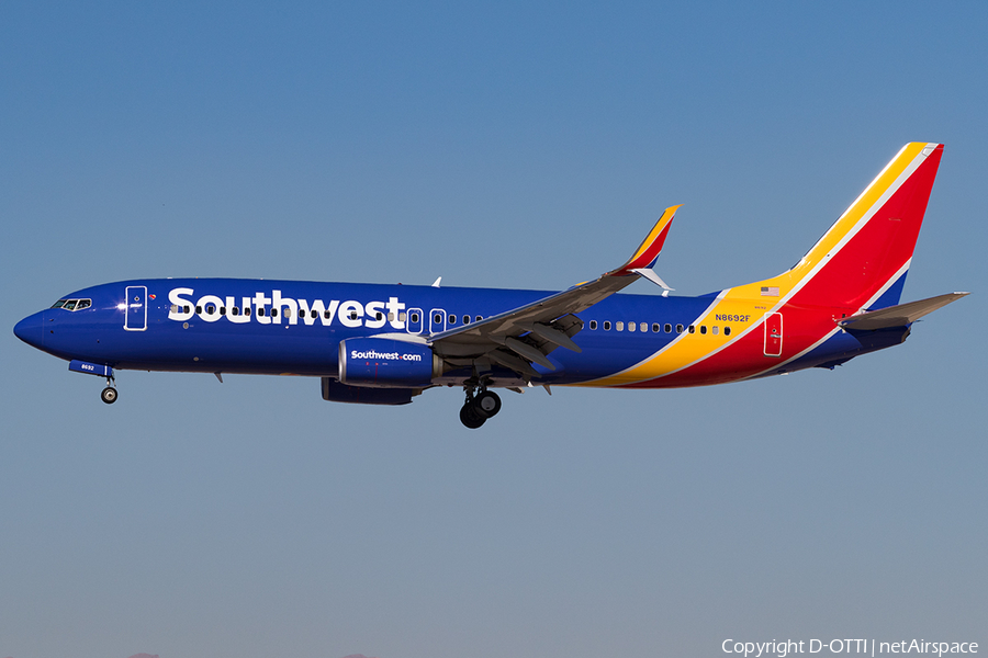 Southwest Airlines Boeing 737-8H4 (N8692F) | Photo 136550