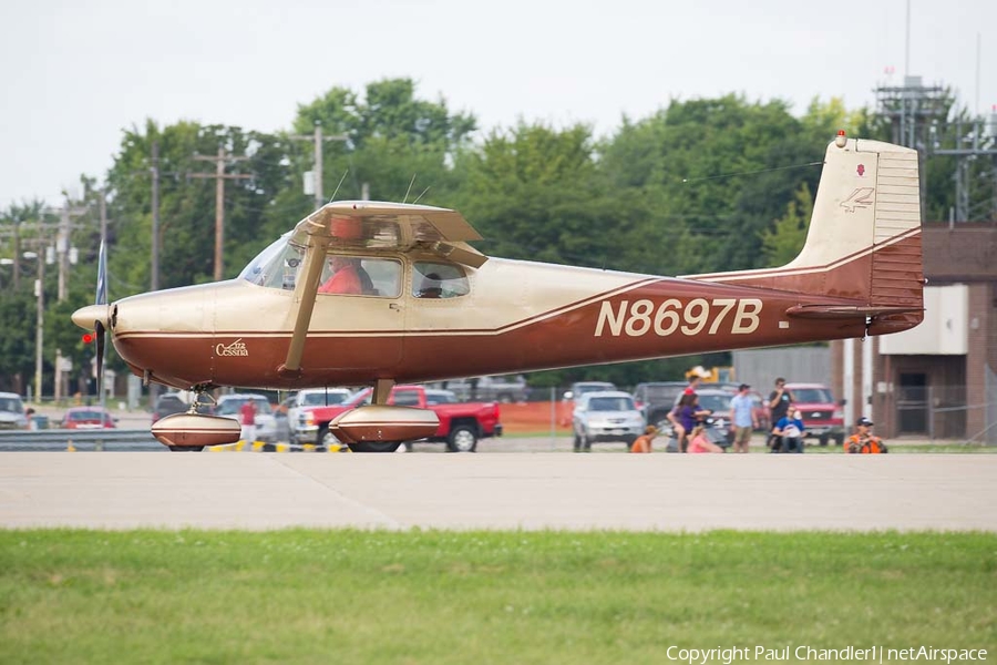 (Private) Cessna 172 Skyhawk (N8697B) | Photo 185748
