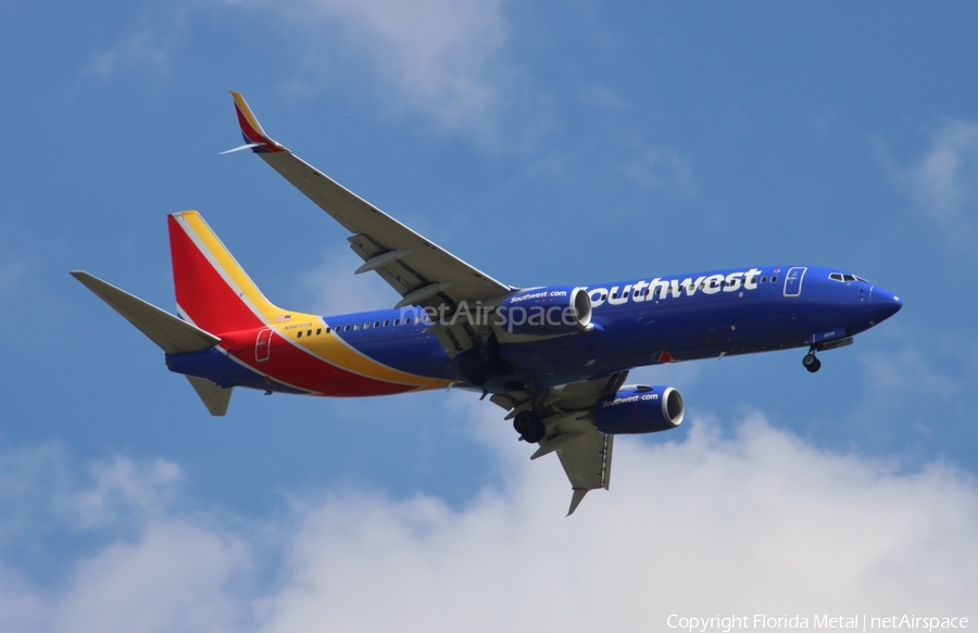 Southwest Airlines Boeing 737-8H4 (N8699A) | Photo 679801