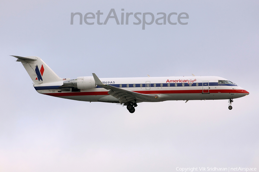American Eagle (SkyWest Airlines) Bombardier CRJ-200ER (N869AS) | Photo 51359
