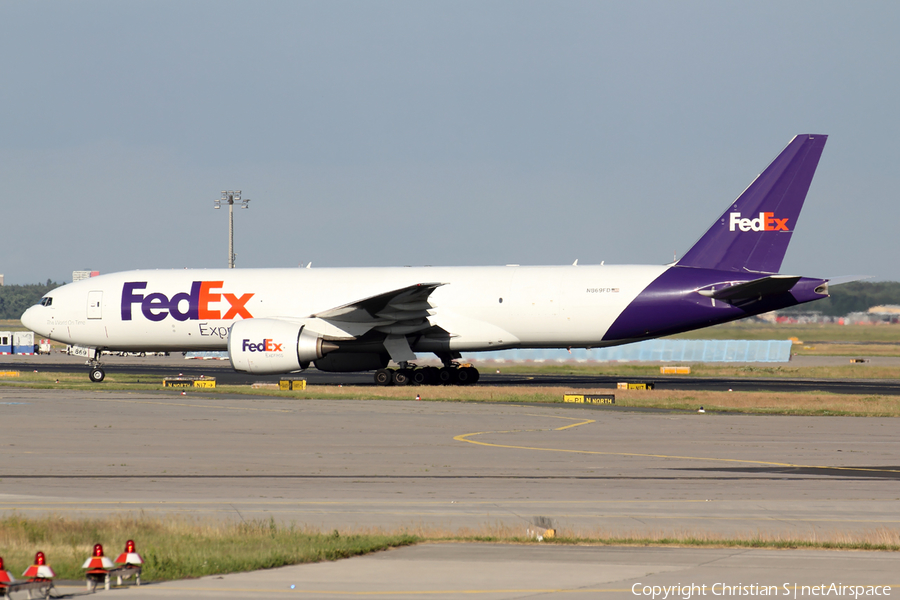 FedEx Boeing 777-FS2 (N869FD) | Photo 168152