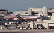 American Airlines Boeing 737-823 (N869NN) at  Miami - International, United States