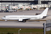 SkyKing Boeing 737-4Y0 (N870AG) at  Miami - International, United States