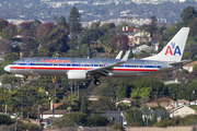 American Airlines Boeing 737-823 (N870NN) at  Los Angeles - International, United States