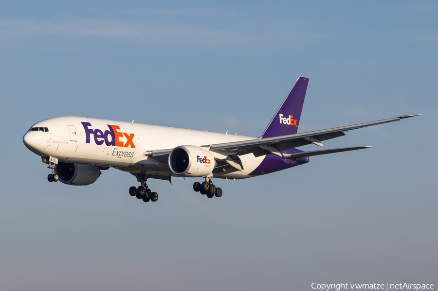 FedEx Boeing 777-FS2 (N872FD) | Photo 663611