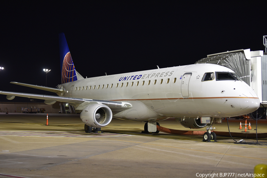 United Express (Mesa Airlines) Embraer ERJ-175LR (ERJ-170-200LR) (N87337) | Photo 289943