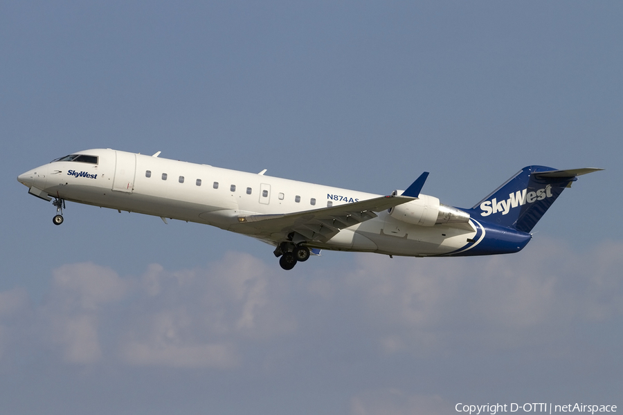 SkyWest Airlines Bombardier CRJ-200ER (N874AS) | Photo 441477