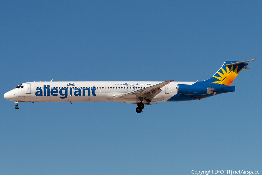 Allegiant Air McDonnell Douglas MD-83 (N874GA) | Photo 181056