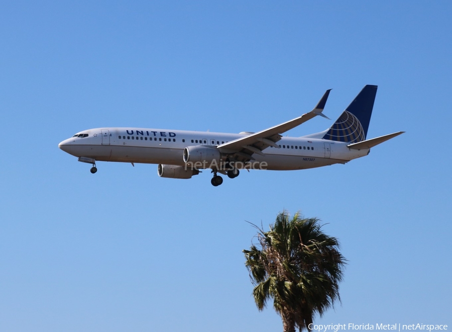 United Airlines Boeing 737-824 (N87507) | Photo 407014