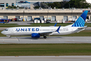 United Airlines Boeing 737-824 (N87531) at  Ft. Lauderdale - International, United States