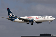 AeroMexico Boeing 737-852 (N875AM) at  Miami - International, United States