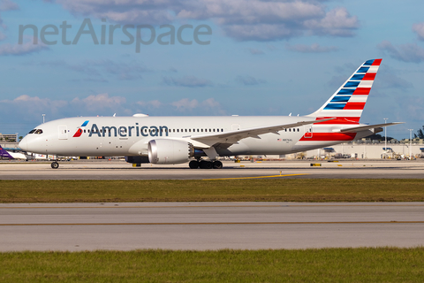 American Airlines Boeing 787-8 Dreamliner (N876AL) at  Miami - International, United States