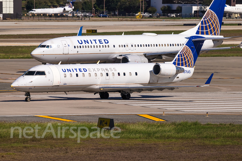 United Express (SkyWest Airlines) Bombardier CRJ-200ER (N876AS) at  Houston - George Bush Intercontinental, United States