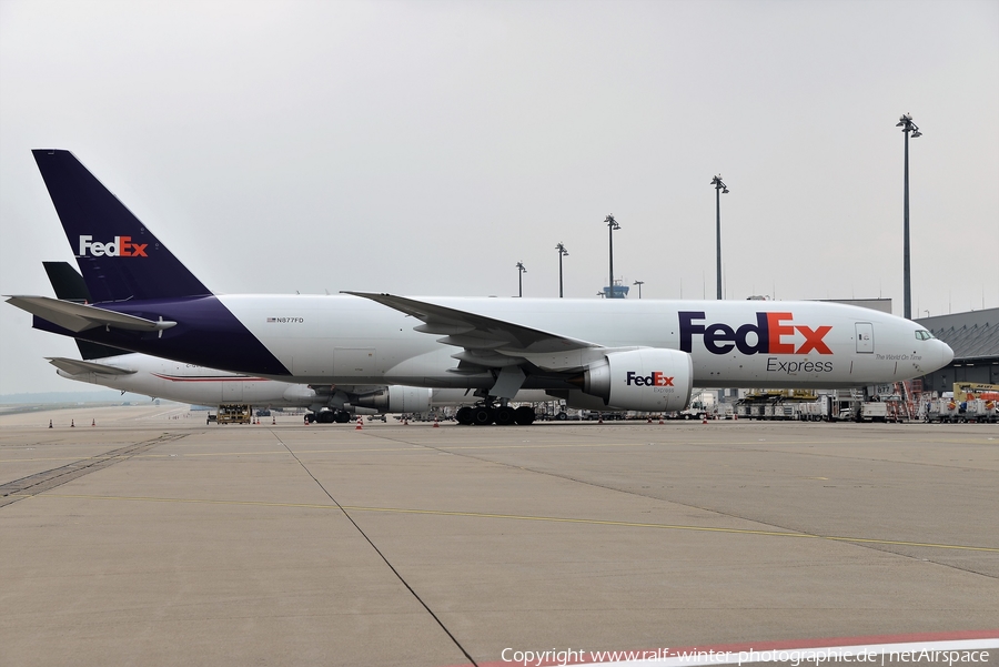 FedEx Boeing 777-FS2 (N877FD) | Photo 400857