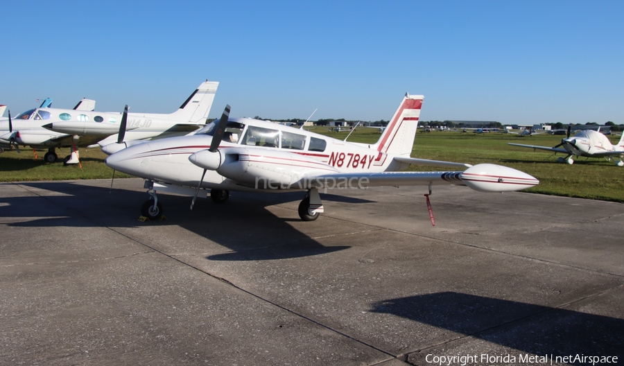 (Private) Piper PA-30-160 Twin Comanche C (N8784Y) | Photo 680189