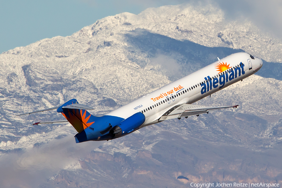 Allegiant Air McDonnell Douglas MD-83 (N879GA) | Photo 96002