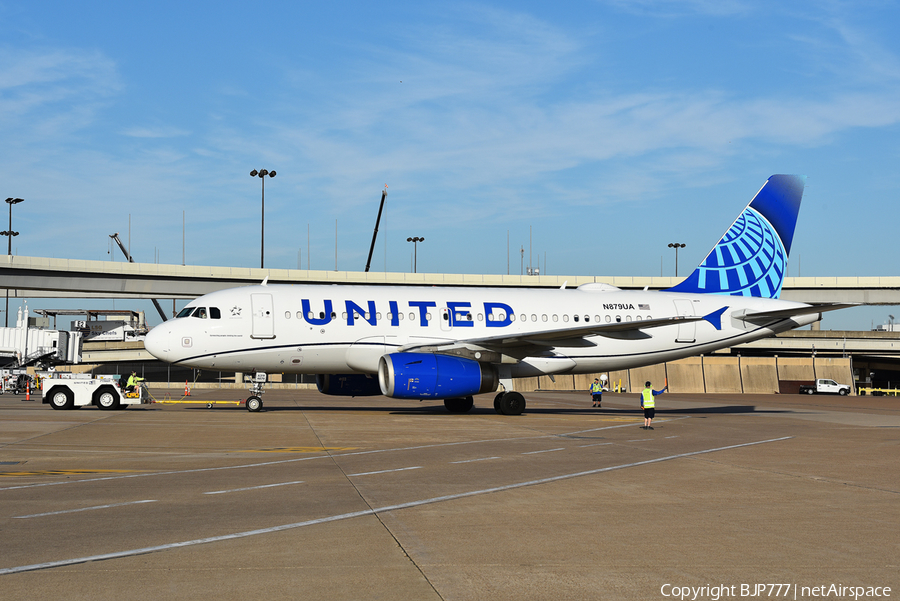 United Airlines Airbus A319-132 (N879UA) | Photo 378778