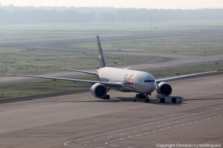 FedEx Boeing 777-F28 (N880FD) | Photo 187639