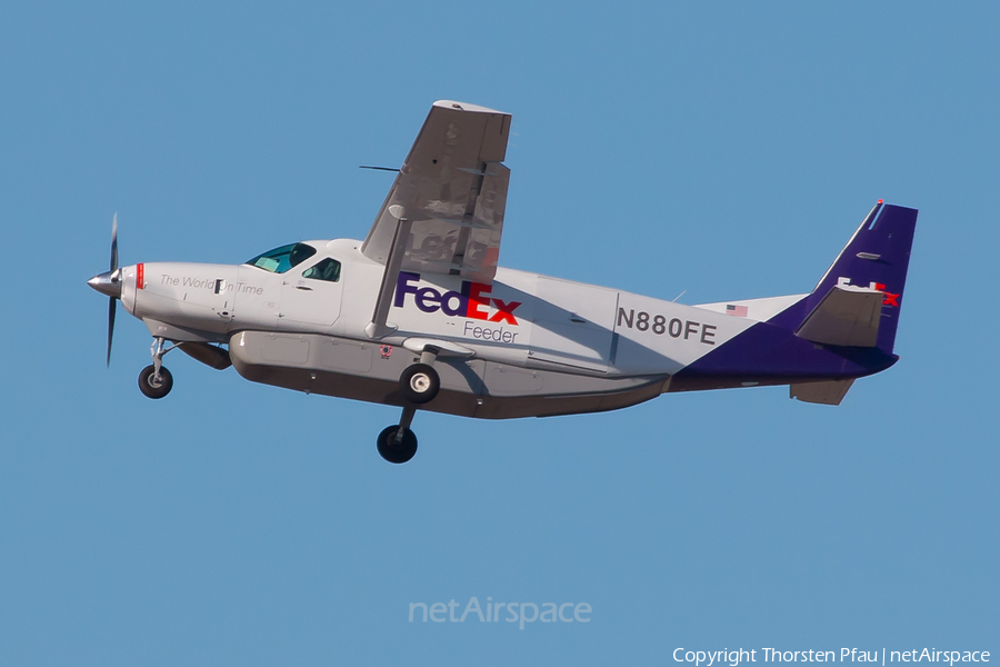 FedEx Feeder Cessna 208B Super Cargomaster (N880FE) | Photo 88439