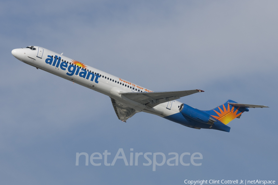 Allegiant Air McDonnell Douglas MD-83 (N880GA) | Photo 41215