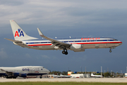 American Airlines Boeing 737-823 (N880NN) at  Miami - International, United States