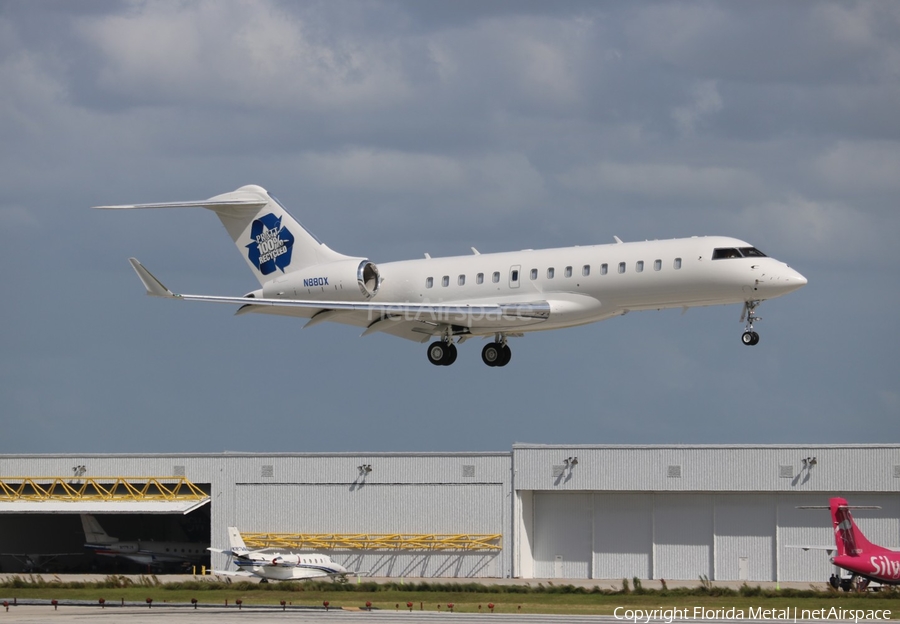 (Private) Bombardier BD-700-1A10 Global 6000 (N880X) | Photo 358166