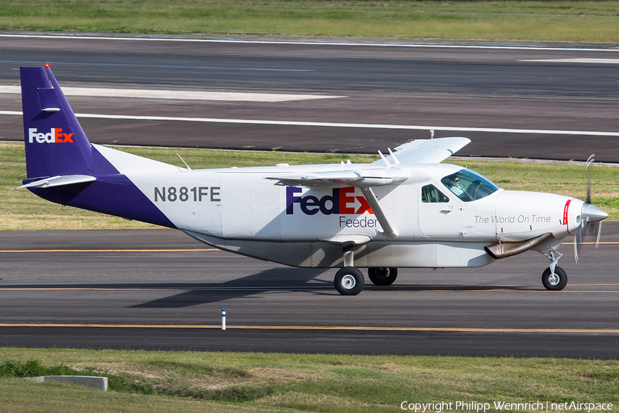 FedEx Feeder (Mountain Air Cargo) Cessna 208B Super Cargomaster (N881FE) | Photo 137925