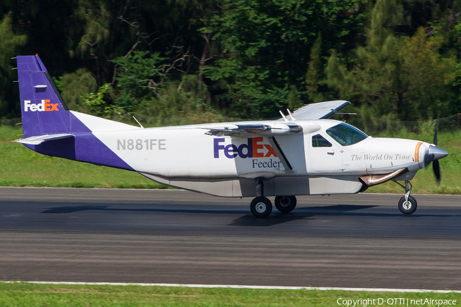 FedEx Feeder (Mountain Air Cargo) Cessna 208B Super Cargomaster (N881FE) | Photo 216720