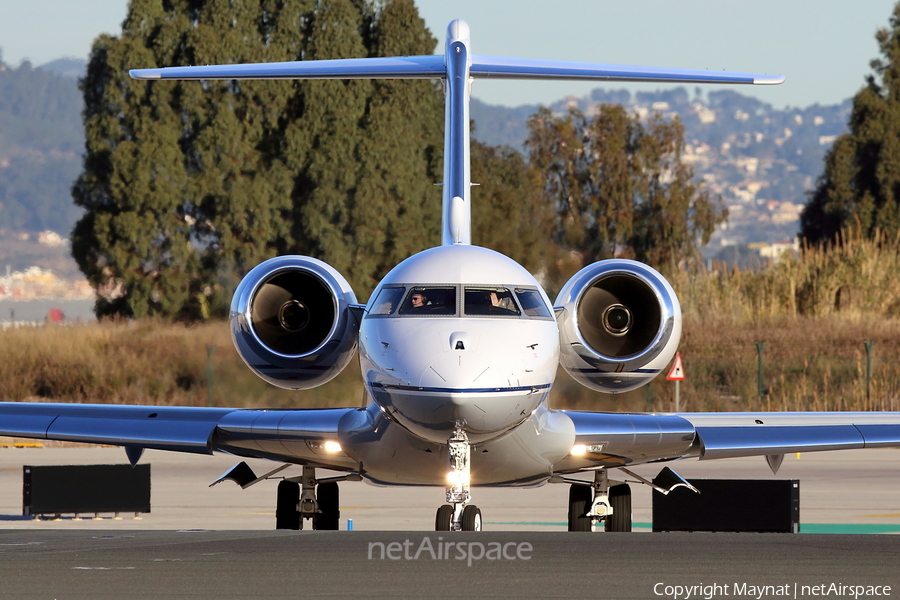 (Private) Bombardier BD-700-1A10 Global Express XRS (N881TS) | Photo 131430