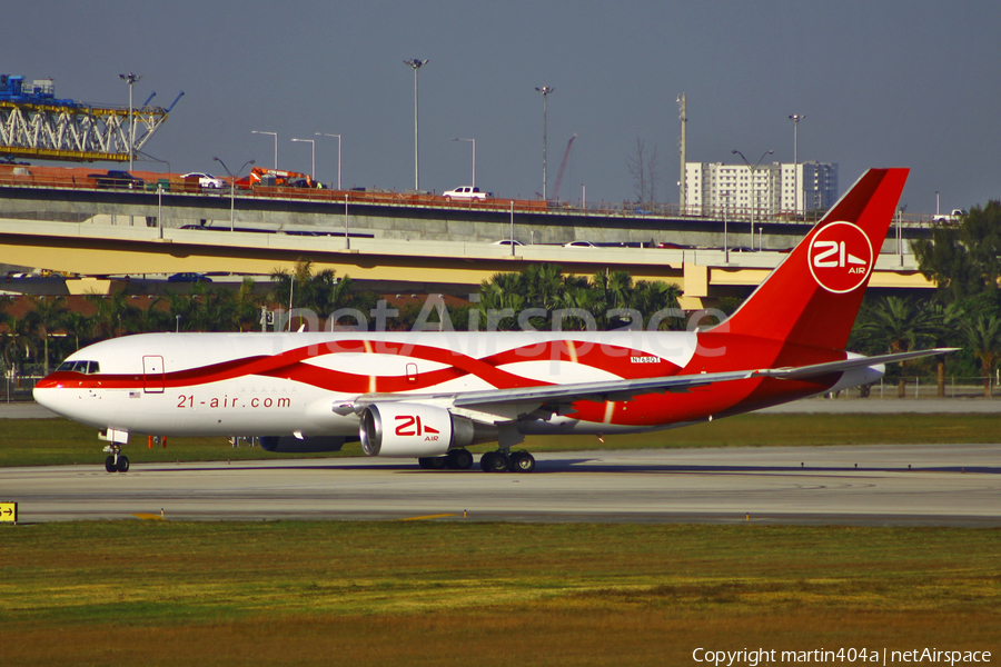 21-Air.com Boeing 767-241(ER)(BDSF) (N881YV) | Photo 45160