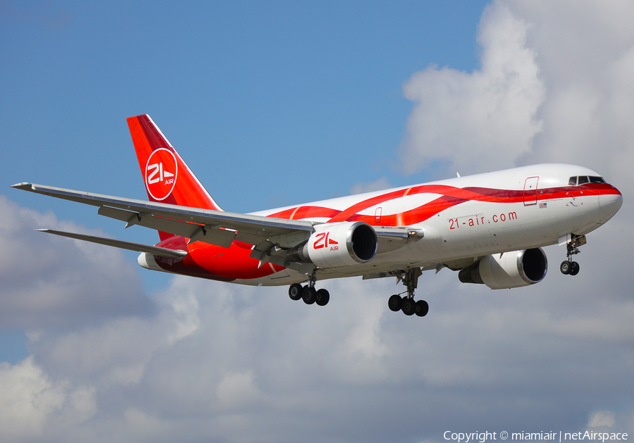 21-Air.com Boeing 767-241(ER)(BDSF) (N881YV) | Photo 97999