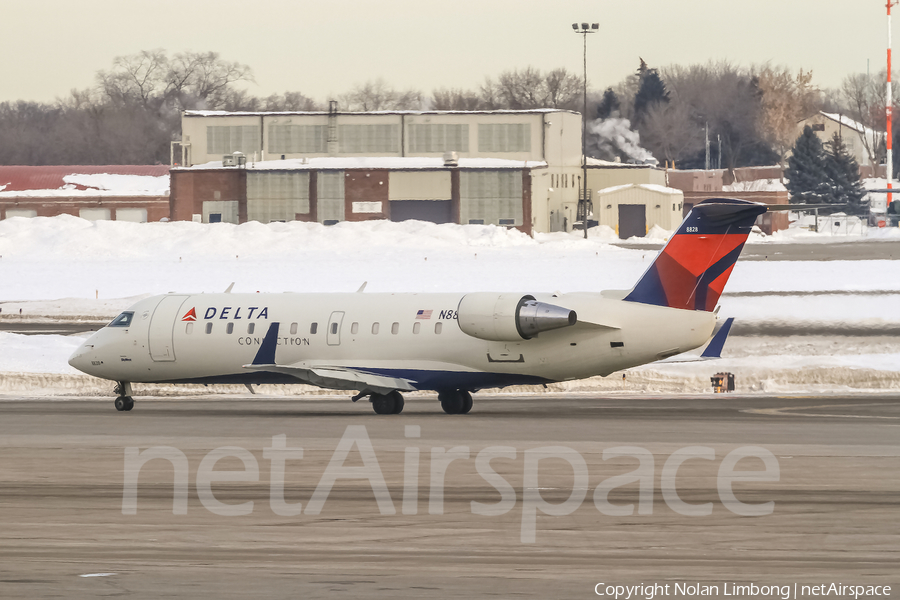 Delta Connection (SkyWest Airlines) Bombardier CRJ-200ER (N882AS) | Photo 427992