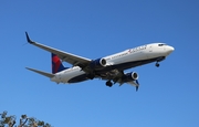 Delta Air Lines Boeing 737-932(ER) (N882DN) at  Los Angeles - International, United States