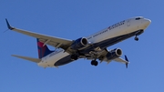 Delta Air Lines Boeing 737-932(ER) (N882DN) at  Los Angeles - International, United States