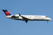 Northwest Airlink (Pinnacle Airlines) Bombardier CRJ-200LR (N8839E) at  New York - John F. Kennedy International, United States