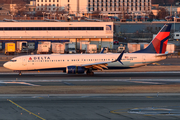 Delta Air Lines Boeing 737-932(ER) (N883DN) at  New York - John F. Kennedy International, United States