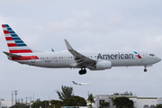 American Airlines Boeing 737-823 (N883NN) at  Miami - International, United States