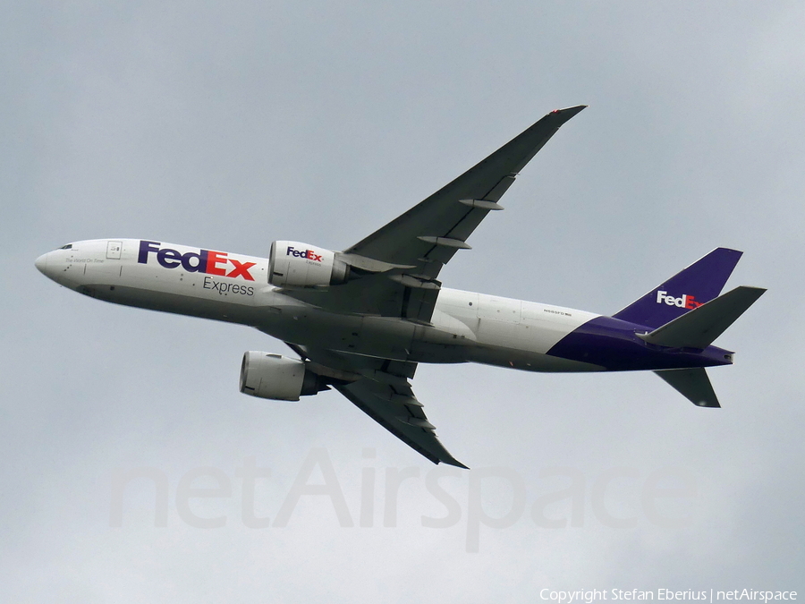 FedEx Boeing 777-FS2 (N885FD) | Photo 452664
