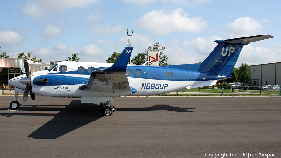 Wheels Up Beech King Air 350i (N885UP) | Photo 377670