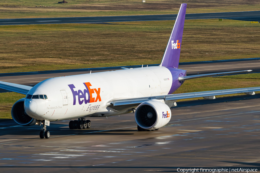 FedEx Boeing 777-FS2 (N886FD) | Photo 482987