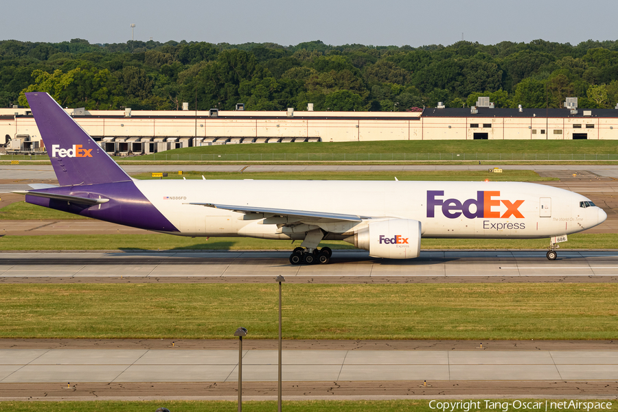 FedEx Boeing 777-FS2 (N886FD) | Photo 464131
