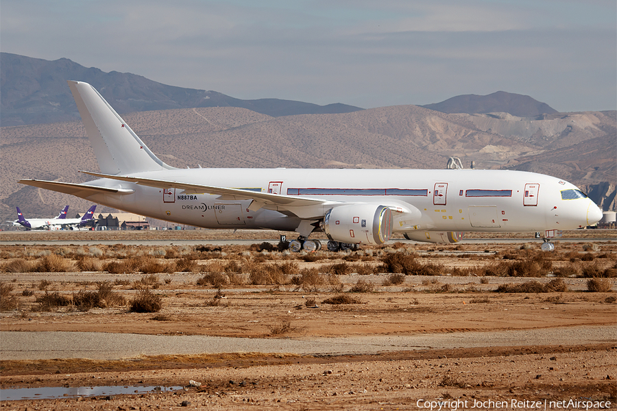 PrivatAir Boeing 787-8 Dreamliner (N887BA) | Photo 97597