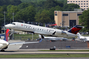 Delta Connection (Endeavor Air) Bombardier CRJ-200LR (N8884E) at  Atlanta - Hartsfield-Jackson International, United States