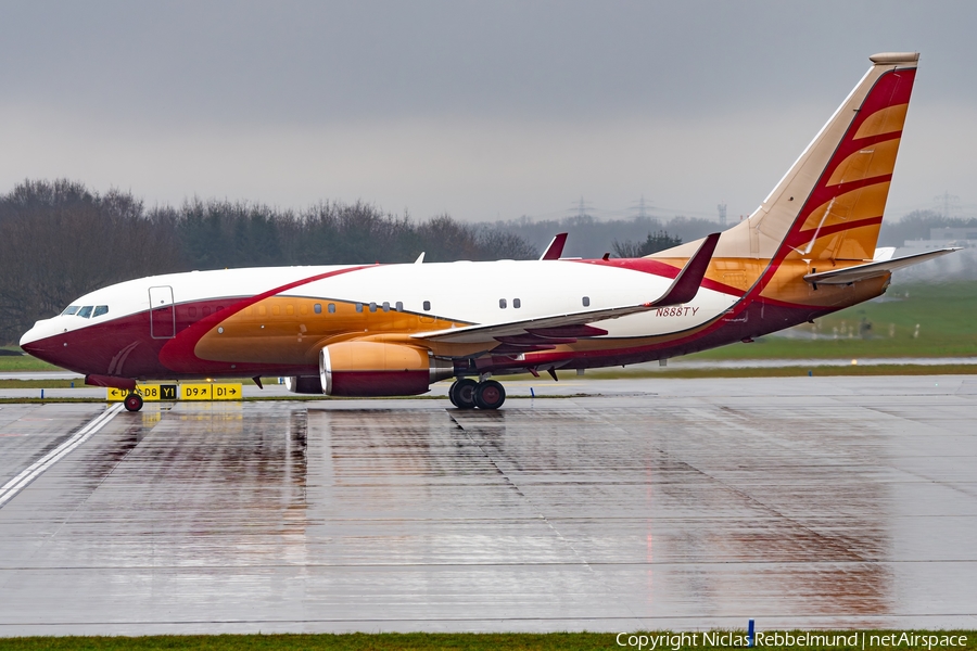 (Private) Boeing 737-7AH(BBJ) (N888TY) | Photo 659875